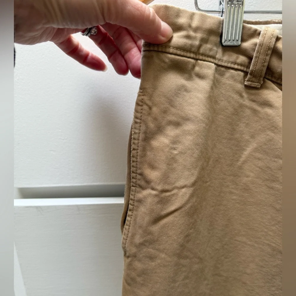 J Crew Men's Broken In Regular Fit Dark Tan Chinos in Size 34W 32L.